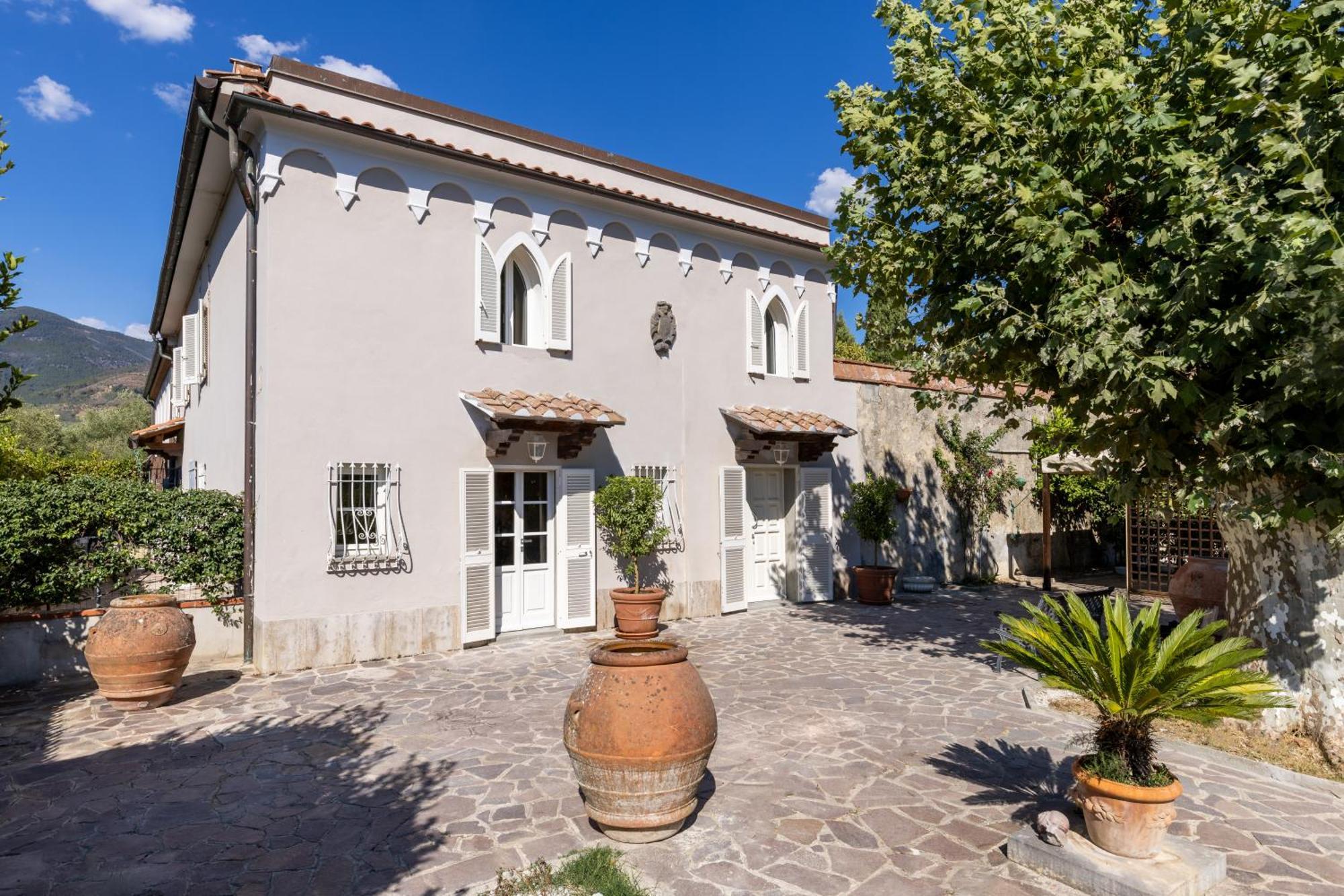 칼치 Ninfeo Dell' Arancera B&B 외부 사진